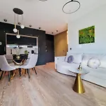 Apartman Lux - Z Ogrodem Nad Jeziorem