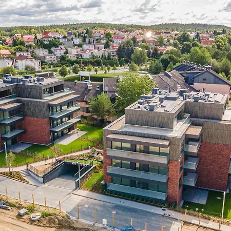 Lux - Z Ogrodem Nad Jeziorem * Ольштын